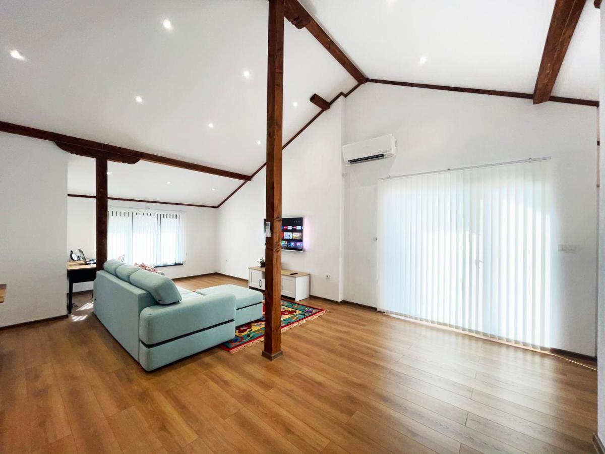 Stylish Loft Studio With Great View To Ardino Exterior photo